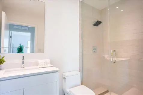 201 Sunrise Drive Key Biscayne FL 33149