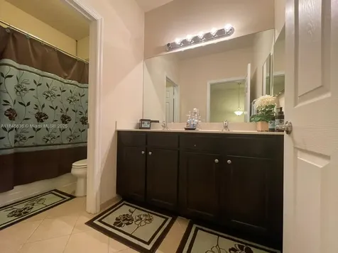 8878 W 33rd Avenue Hialeah FL 33018