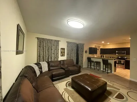 8878 W 33rd Avenue Hialeah FL 33018