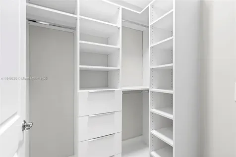 811 SE 12th Court Fort Lauderdale FL 33316