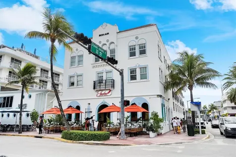 1060 Ocean Drive Miami Beach FL 33139