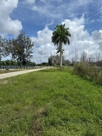 152 Street Unincorporated Dade FL 33187