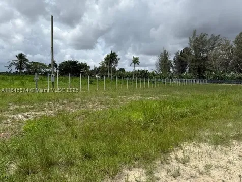 152 Street Unincorporated Dade FL 33187
