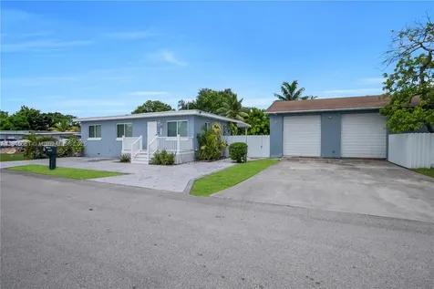 1710 SW 98th Terrace Miramar FL 33025
