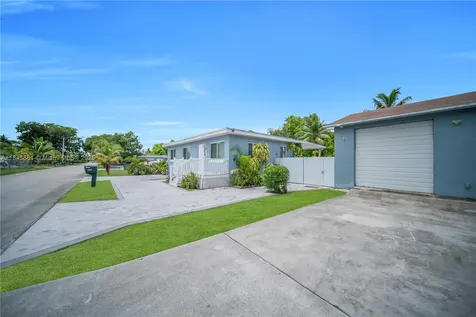 1710 SW 98th Terrace Miramar FL 33025