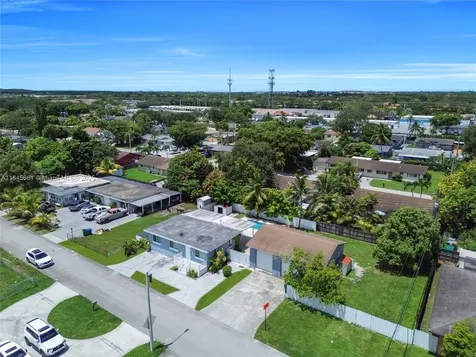 1710 SW 98th Terrace Miramar FL 33025