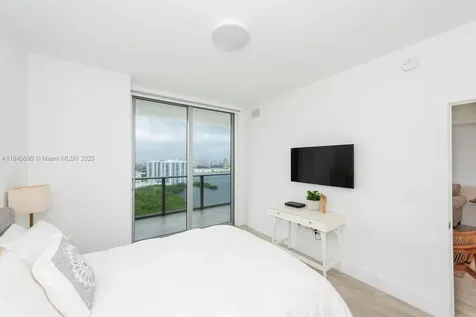 16385 Biscayne Boulevard Sunny Isles Beach FL 33160