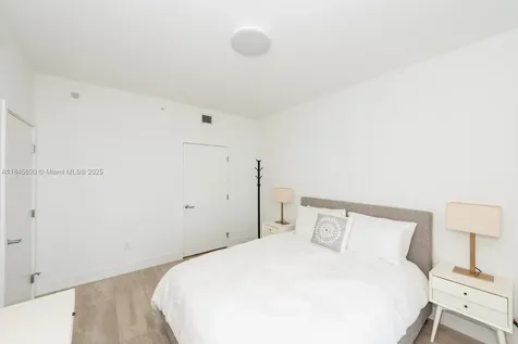 16385 Biscayne Boulevard Sunny Isles Beach FL 33160