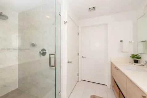 16385 Biscayne Boulevard Sunny Isles Beach FL 33160
