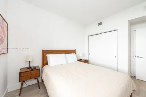 16385 Biscayne Boulevard Sunny Isles Beach FL 33160