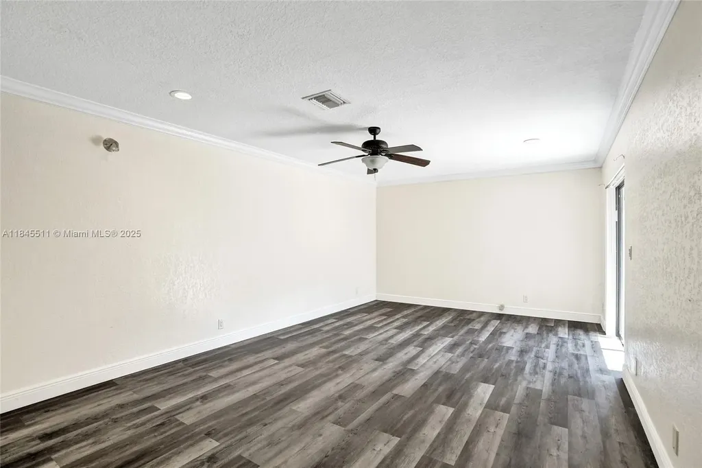 2560 NW 99th Avenue Coral Springs FL 33065