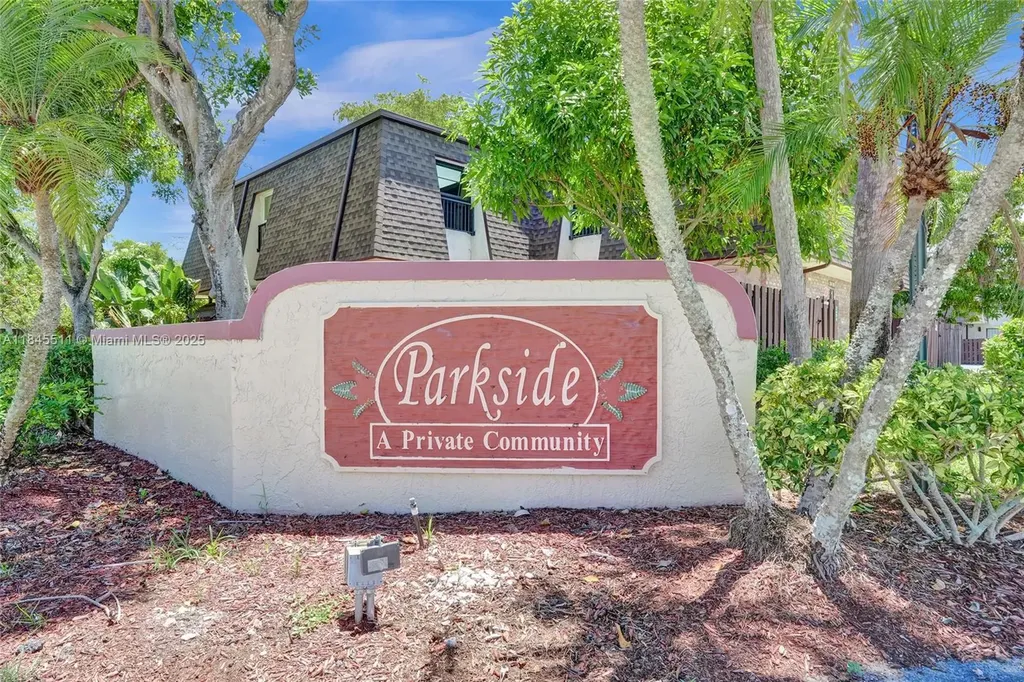 2560 NW 99th Avenue Coral Springs FL 33065