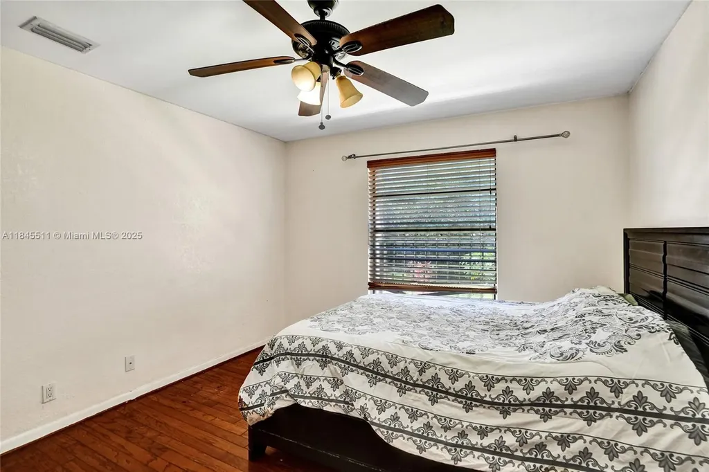 2560 NW 99th Avenue Coral Springs FL 33065