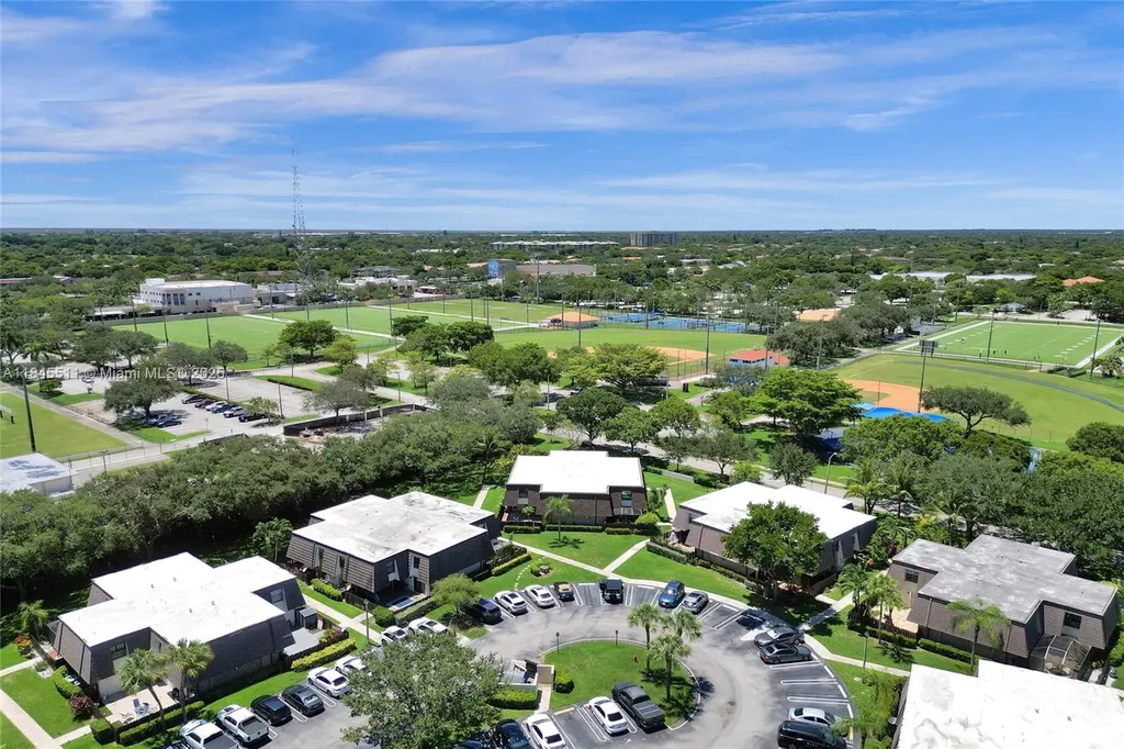 2560 NW 99th Avenue Coral Springs FL 33065