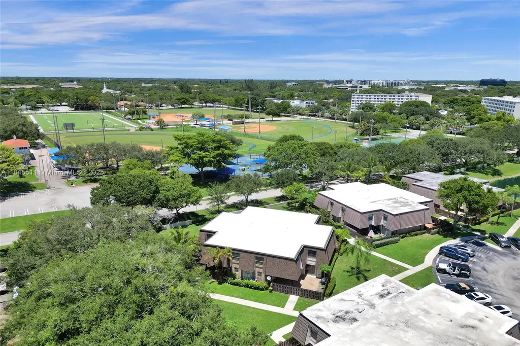 2560 NW 99th Avenue Coral Springs FL 33065