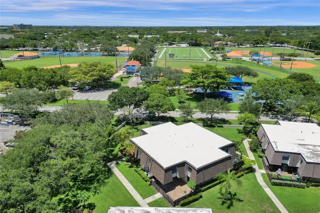 2560 NW 99th Avenue Coral Springs FL 33065