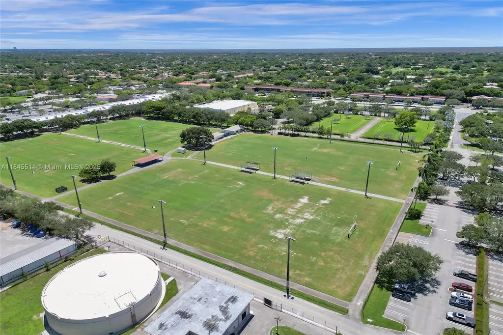 2560 NW 99th Avenue Coral Springs FL 33065