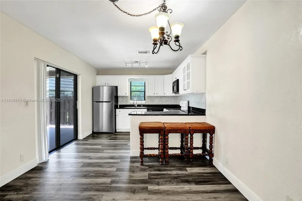 2560 NW 99th Avenue Coral Springs FL 33065