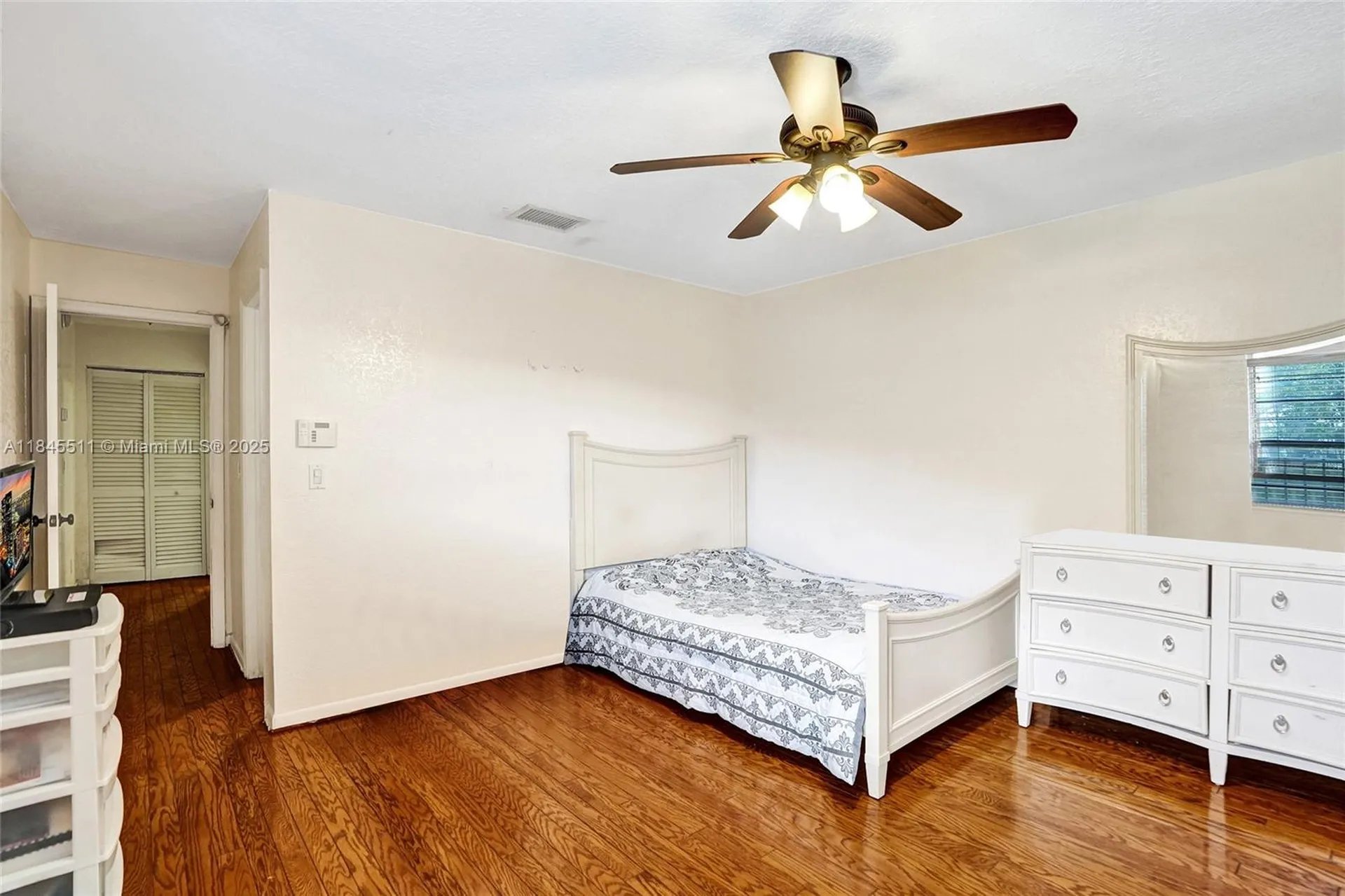 2560 NW 99th Avenue Coral Springs FL 33065