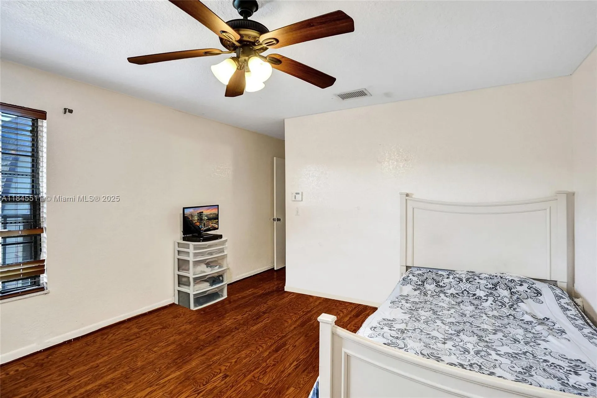 2560 NW 99th Avenue Coral Springs FL 33065