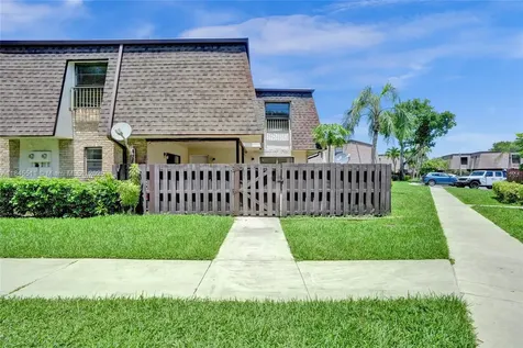 2560 NW 99th Avenue Coral Springs FL 33065