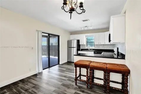 2560 NW 99th Avenue Coral Springs FL 33065