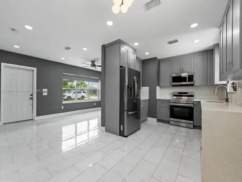 15230 SW 297th Street Homestead FL 33033