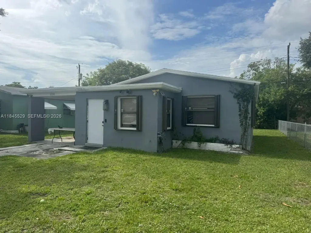 2231 NW 9th Court Fort Lauderdale FL 33311