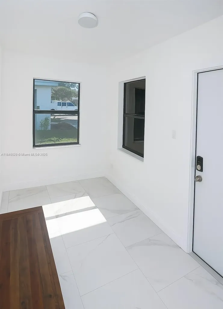 2231 NW 9th Court Fort Lauderdale FL 33311