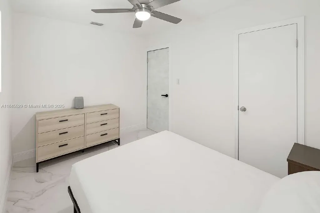 2231 NW 9th Court Fort Lauderdale FL 33311