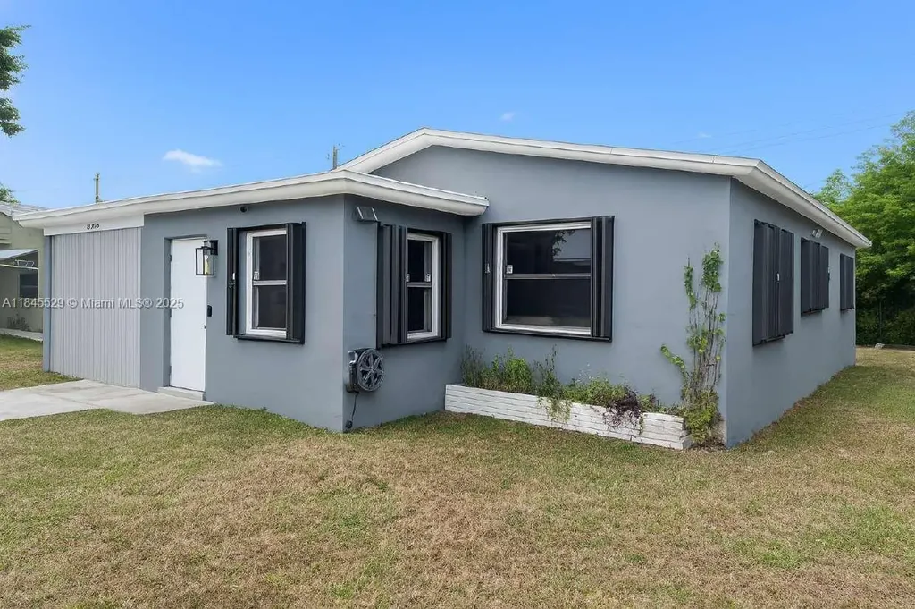 2231 NW 9th Court Fort Lauderdale FL 33311