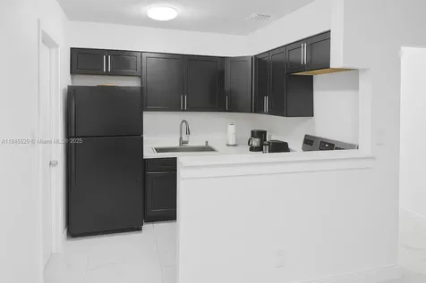 2231 NW 9th Court Fort Lauderdale FL 33311