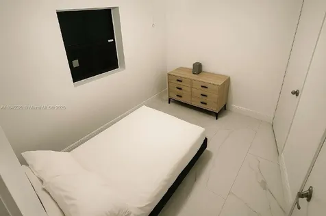 2231 NW 9th Court Fort Lauderdale FL 33311