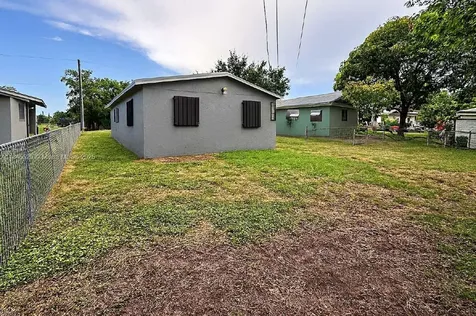 2231 NW 9th Court Fort Lauderdale FL 33311