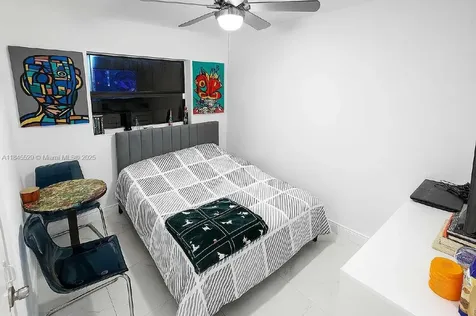 2231 NW 9th Court Fort Lauderdale FL 33311