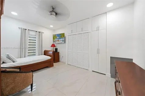 2011 SW 36th Avenue Fort Lauderdale FL 33312