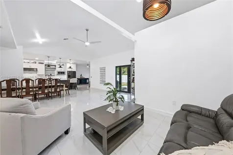2011 SW 36th Avenue Fort Lauderdale FL 33312