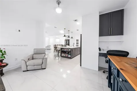 2011 SW 36th Avenue Fort Lauderdale FL 33312