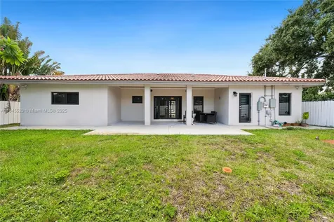 2011 SW 36th Avenue Fort Lauderdale FL 33312