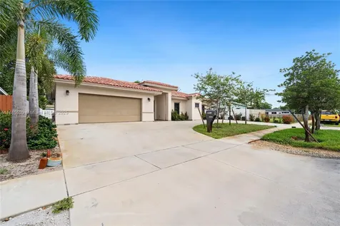 2011 SW 36th Avenue Fort Lauderdale FL 33312