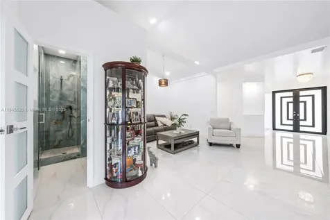 2011 SW 36th Avenue Fort Lauderdale FL 33312