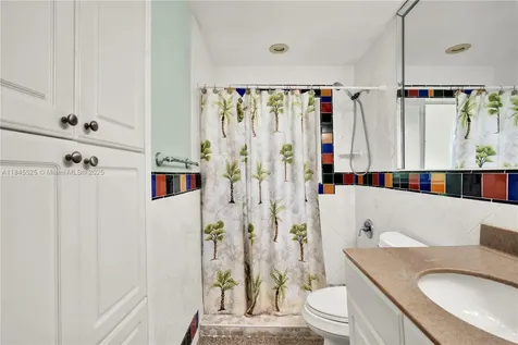2421 NE 10th Avenue Pompano Beach FL 33064