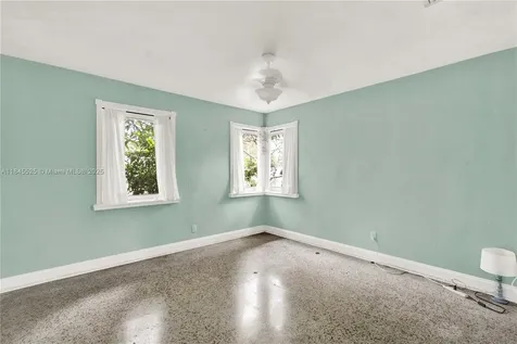2421 NE 10th Avenue Pompano Beach FL 33064