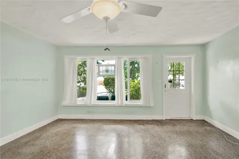 2421 NE 10th Avenue Pompano Beach FL 33064