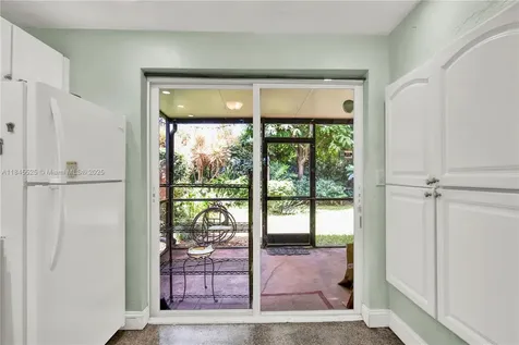 2421 NE 10th Avenue Pompano Beach FL 33064