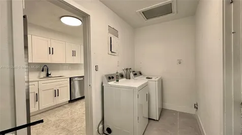 7005 NW 76th Court Tamarac FL 33321