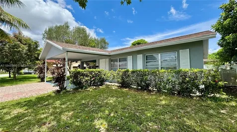 7005 NW 76th Court Tamarac FL 33321