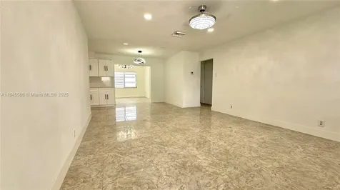 7005 NW 76th Court Tamarac FL 33321