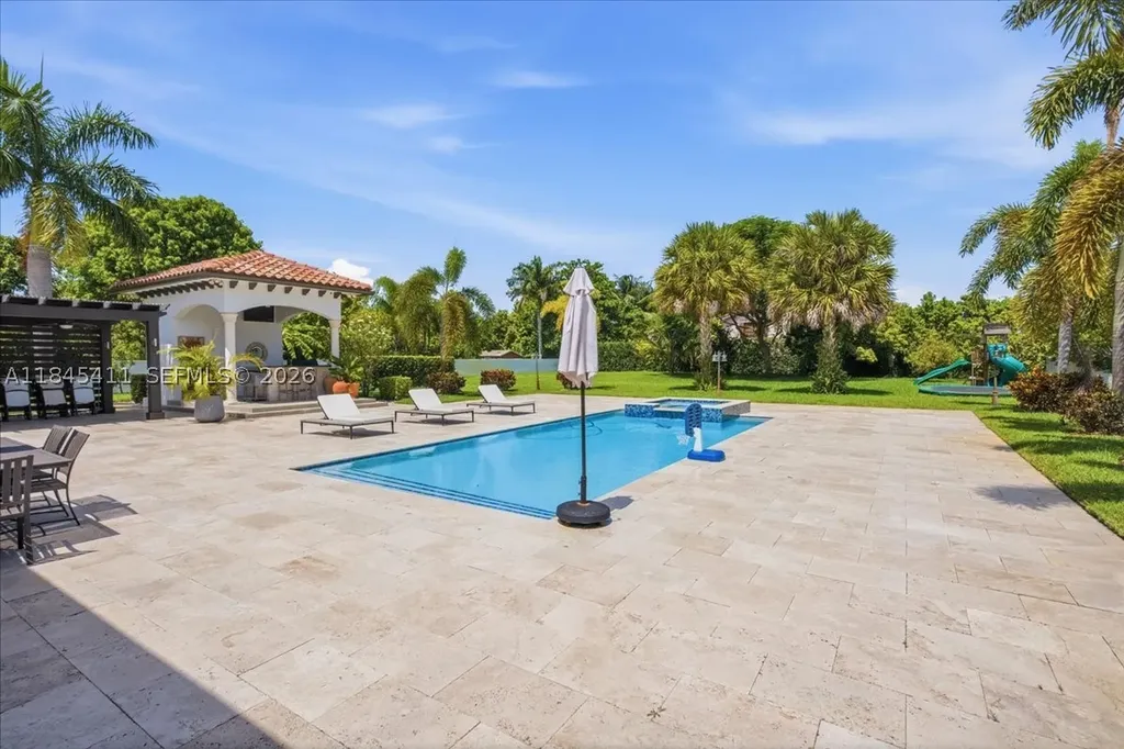 331 SW 124th Avenue Miami FL 33184
