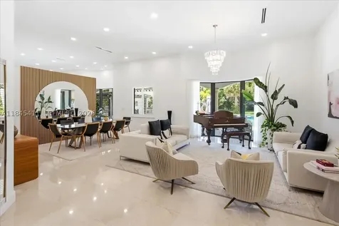 331 SW 124th Avenue Miami FL 33184